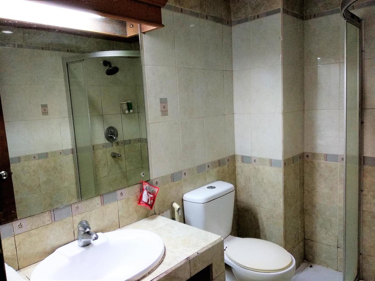 Hotel Batara Banjarmasin  Esterno foto